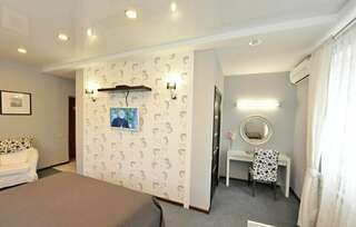 Гостиница МотоСтоп Волгоград Трехместный номер «Комфорт»-5