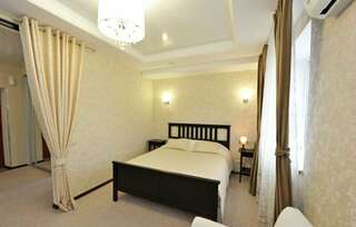 Гостиница МотоСтоп Волгоград Семейный полулюкс-6