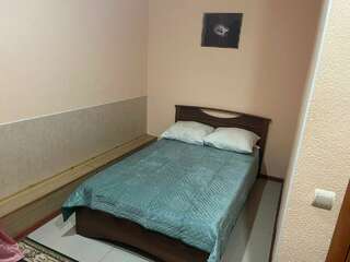 Гостиница МотоСтоп Волгоград Бюджетный двухместный номер с 1 кроватью-4