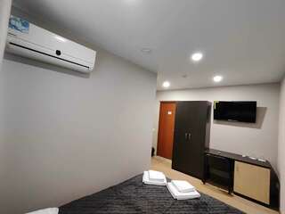 Гостиница МотоСтоп Волгоград Стандартный двухместный номер с 1 кроватью-6